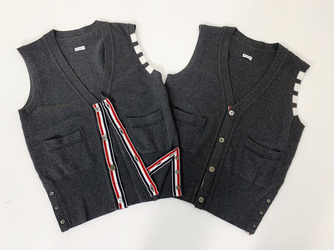 톰브라운 남성 반팔 126383 Thom Browne T Shirt 썸네일 이미지