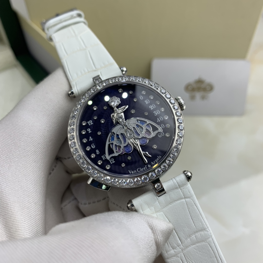 Van Cleef & Arpels 皇家 梵克雅宝诗意复杂功能腕表系列天使女神腕表 天使人物是925银雕刻打造 采用施华洛世奇水晶镶嵌 直径36*10毫米