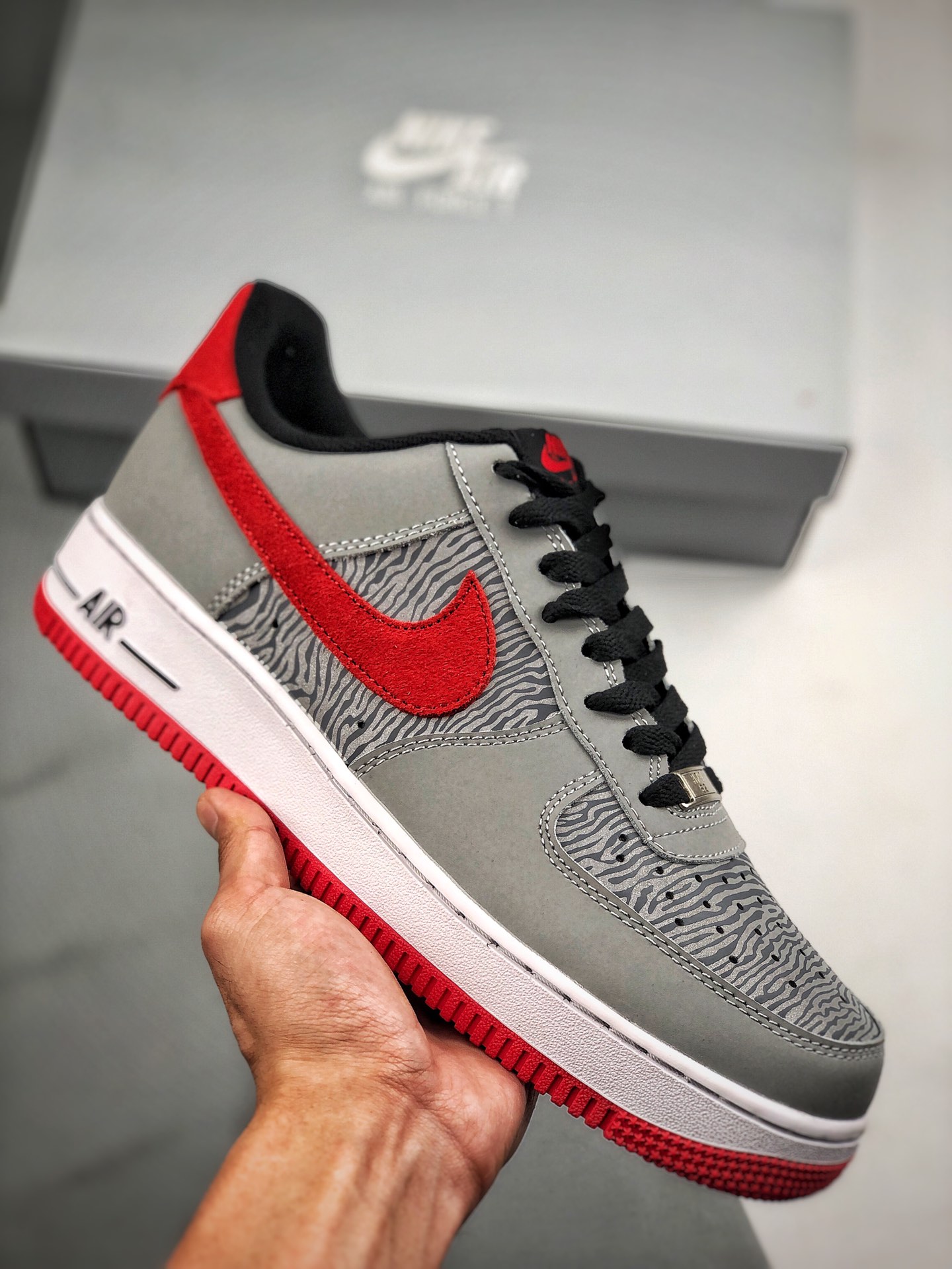 Doble 11 gran lanzamiento, precio especial de beneficios 💥 Air Force 1 '07 1982"Gris/Rojo/Cebra" "Cuero gris rojo cebr…