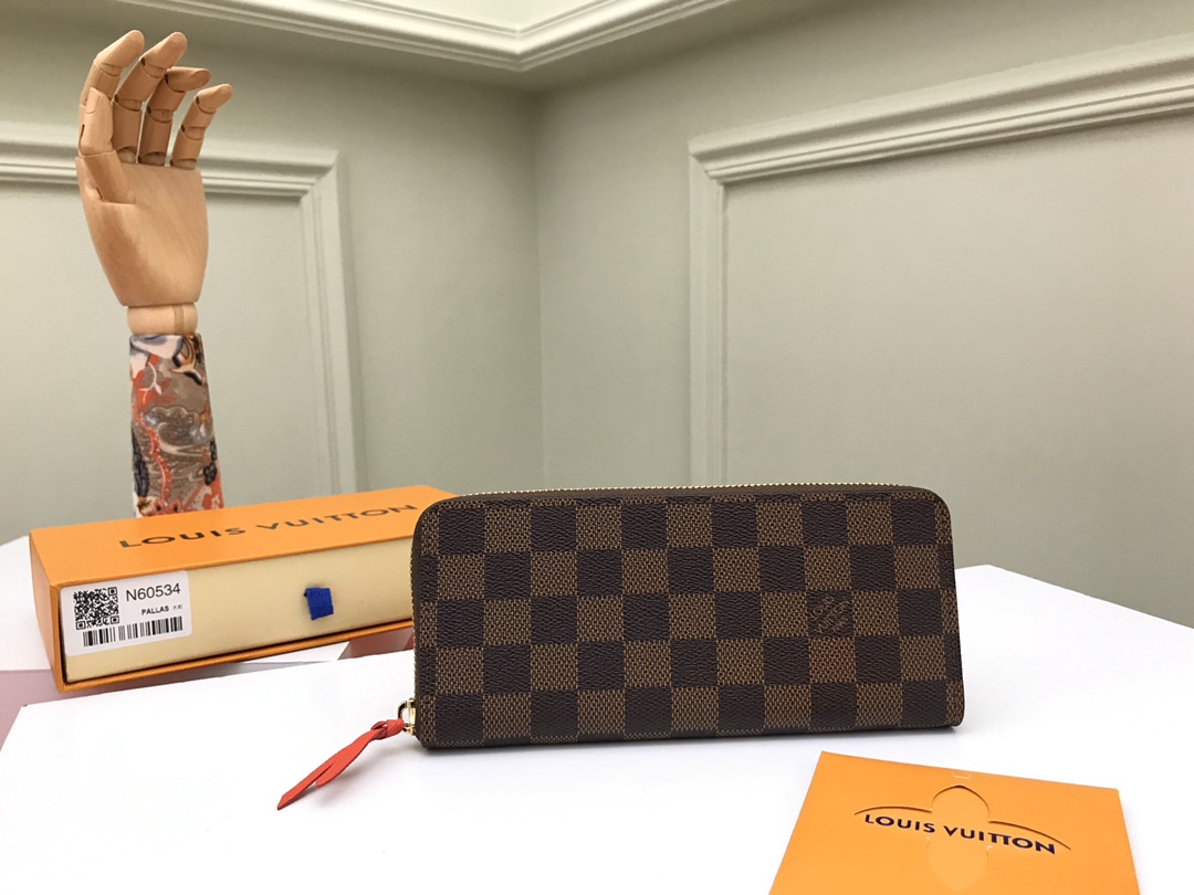 NO:672357,[Top original order] N60534 brown and red Clémence wallet made of fashionable and practical Monogram canvas is small in appearance, but full of capacity. The bright lining and leather zipper pull make it more delicate and charming. Size 19x9, packaging: with box, LV wallet, louis vuitton, wallets19860909【顶级原单】N60534啡格配大红以时尚而实用的 Monogram 帆布制成的Clémence钱夹外形小巧,但容量十足. 色泽明亮的衬里和皮质拉链头更令其显露娇俏可人之美.尺寸19x9,包装:配包装盒,,LV钱包,louis vuitton,wallets,欧美剧