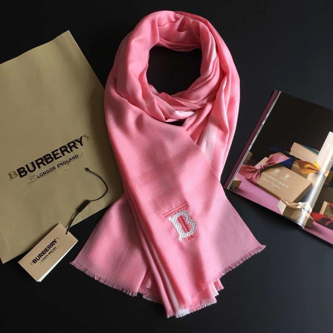 Burberry的毒货.QC表示要绝