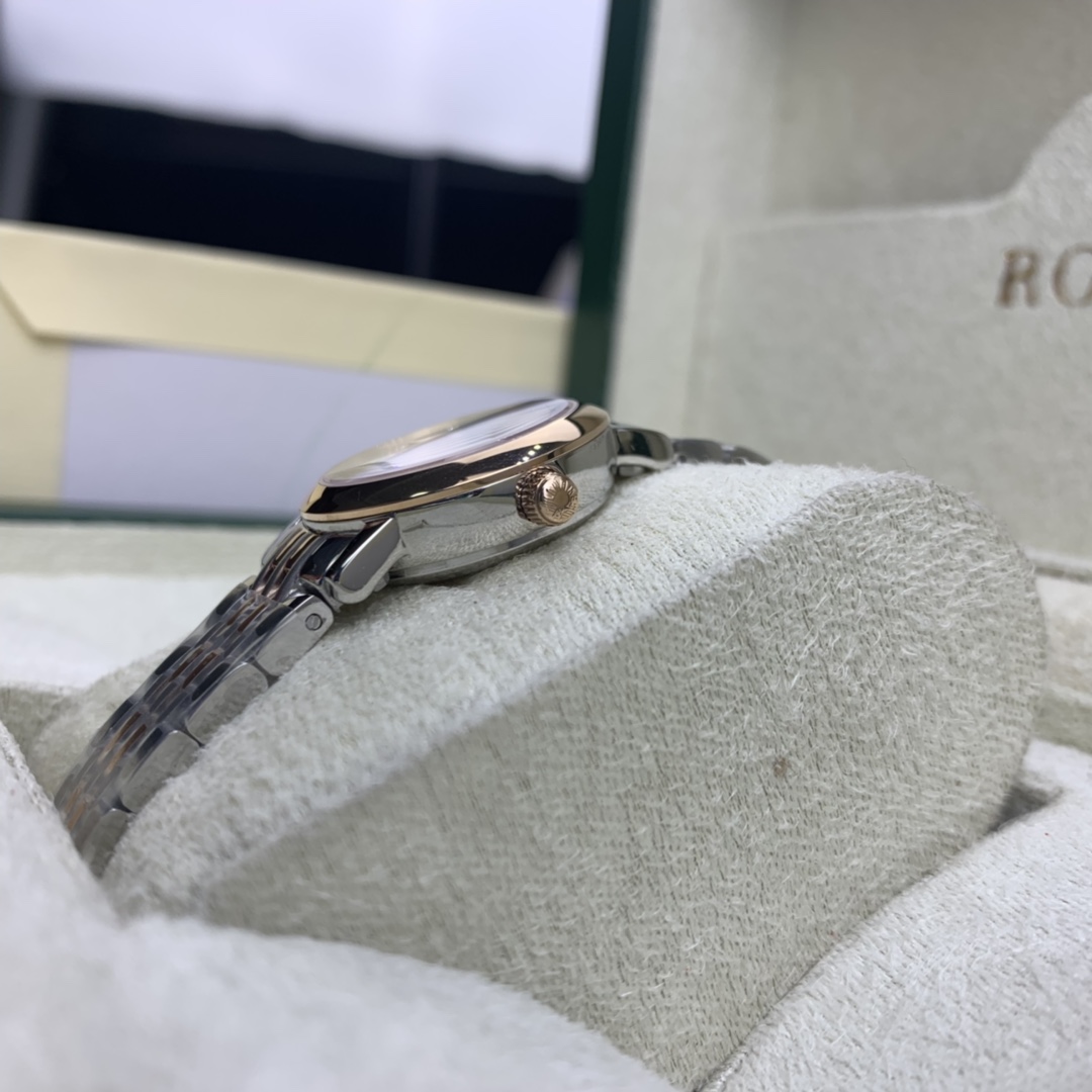 Longines 皇家 浪琴博雅 小巧间玫瑰金女款腕表