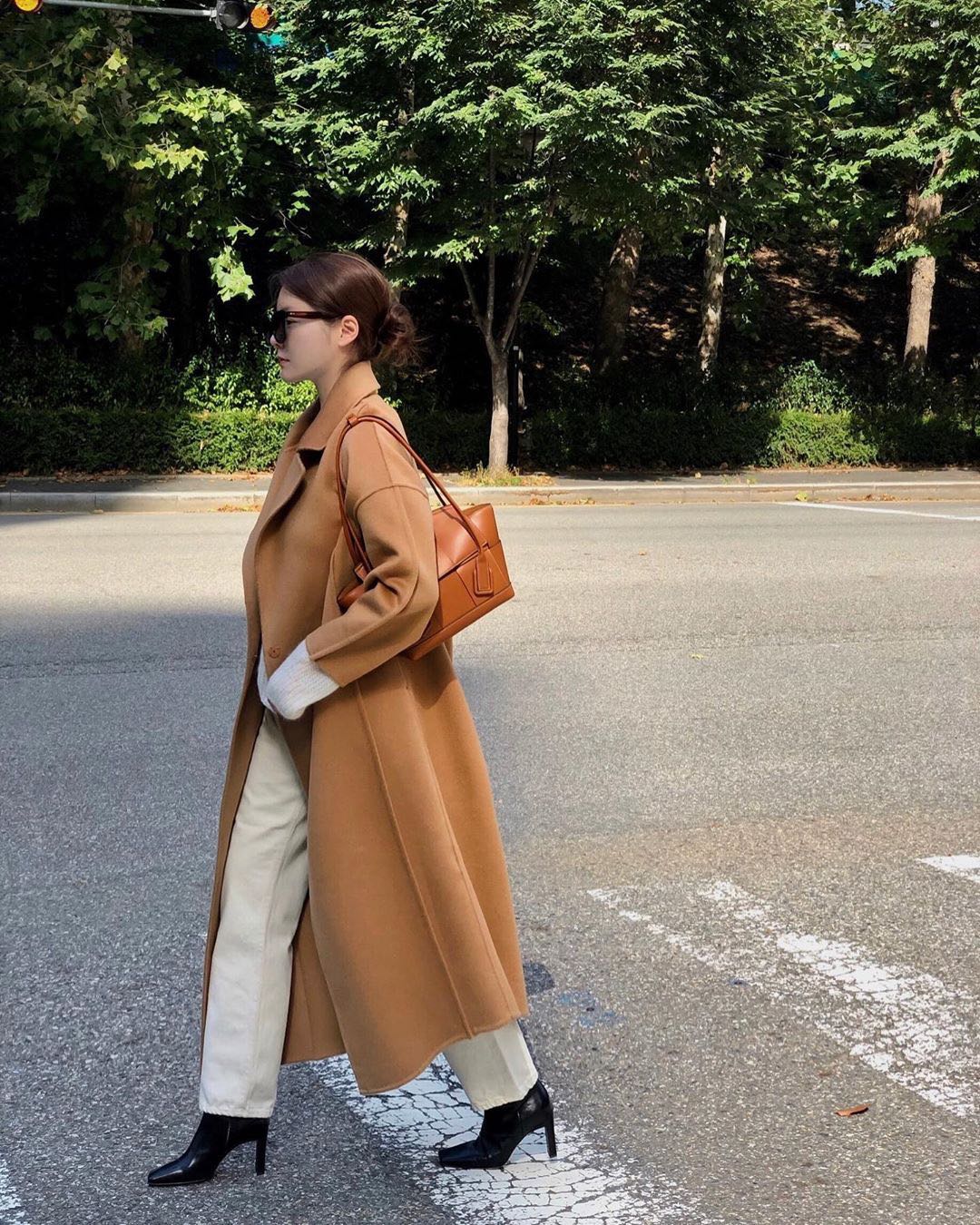 Bottega Veneta The Arco 33 BAG 575943焦糖色