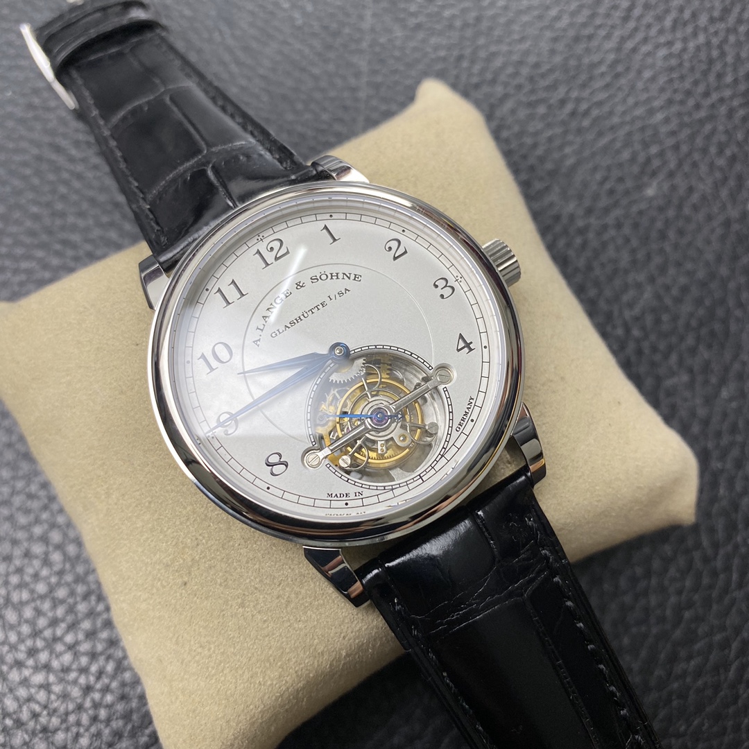 [Lange & Söhne Watches]