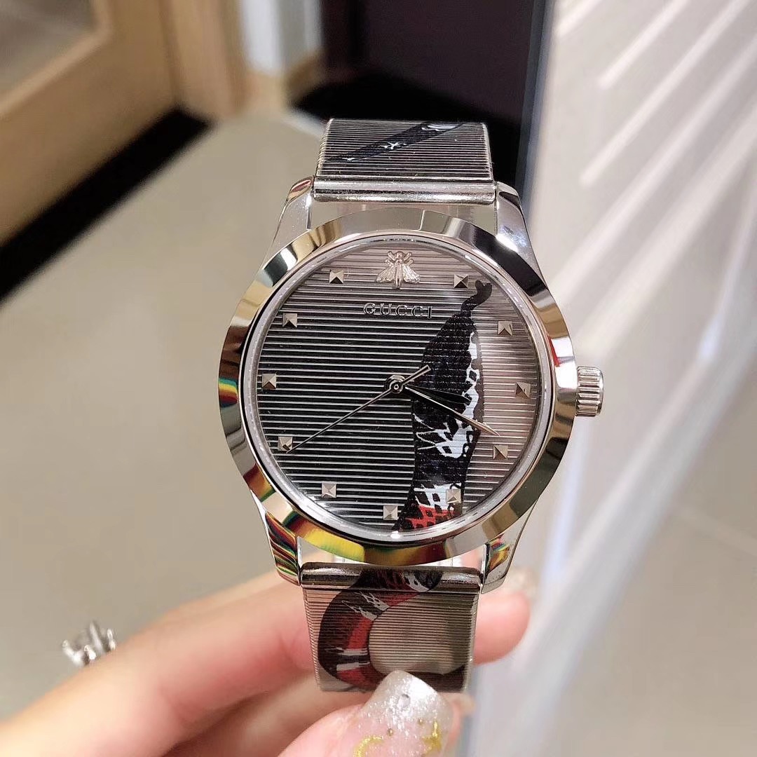 Gucci 古驰cucci作为品牌的标志元素