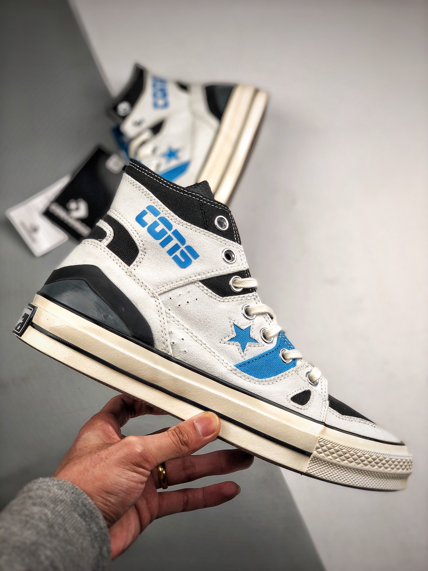 120 Converse Chuck 70 E260 Hi   将篮球鞋 ERX260 和品牌历史最悠久的 Chuck 70 鞋型合二为一