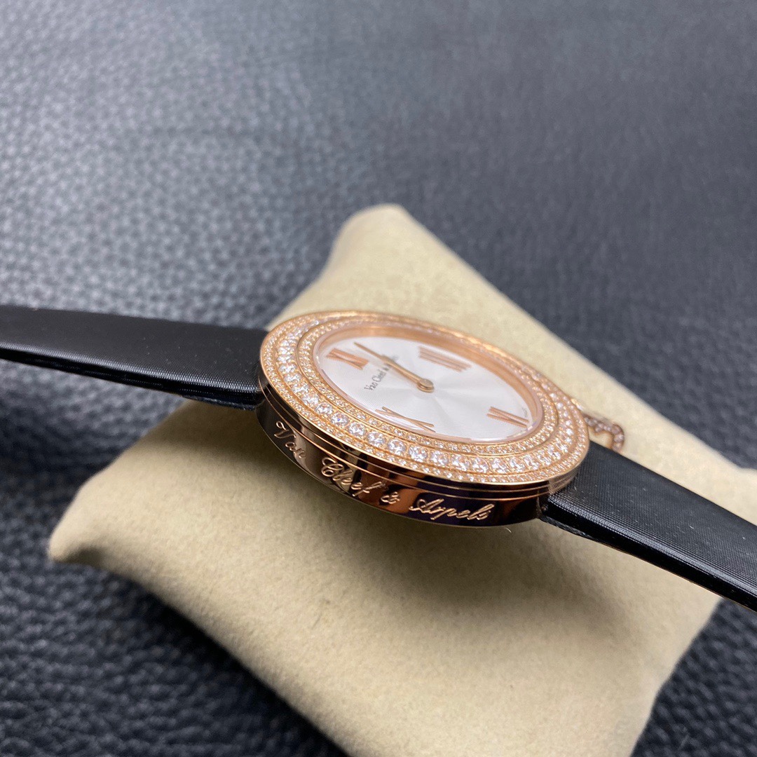 Van Cleef & Arpels 梵克雅宝家CHARMS系列女表腕表
