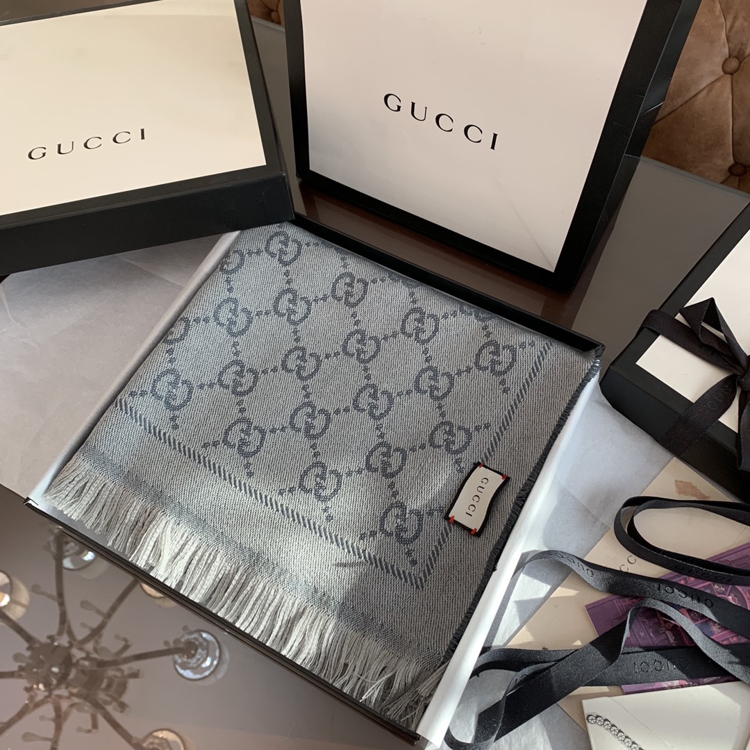 GUCCI古驰GG提花流苏饰边双面提花羊毛围巾