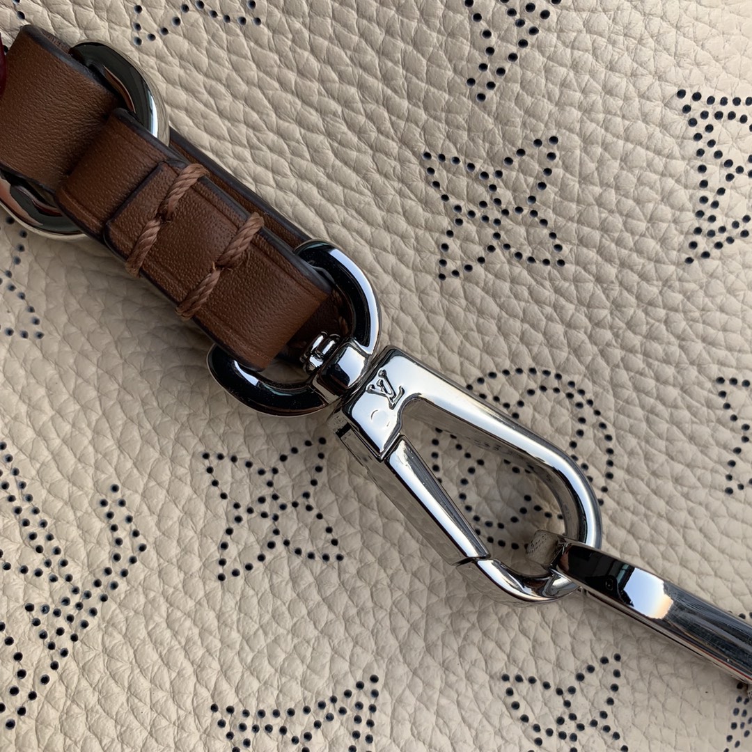 Louis Vuitton LV Hina bag M51950奶白色