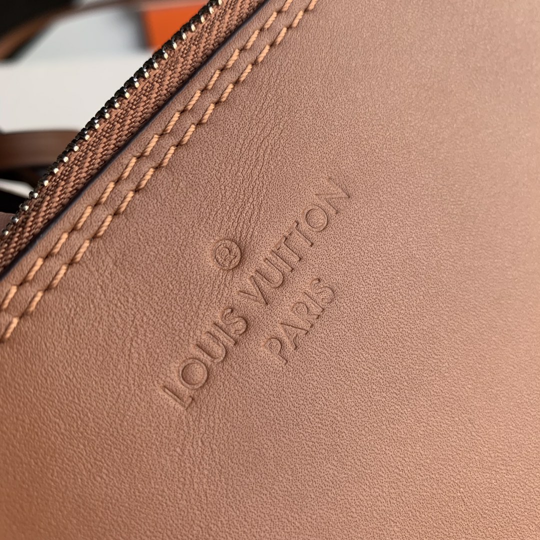 Louis Vuitton LV Hina bag M51950奶白色