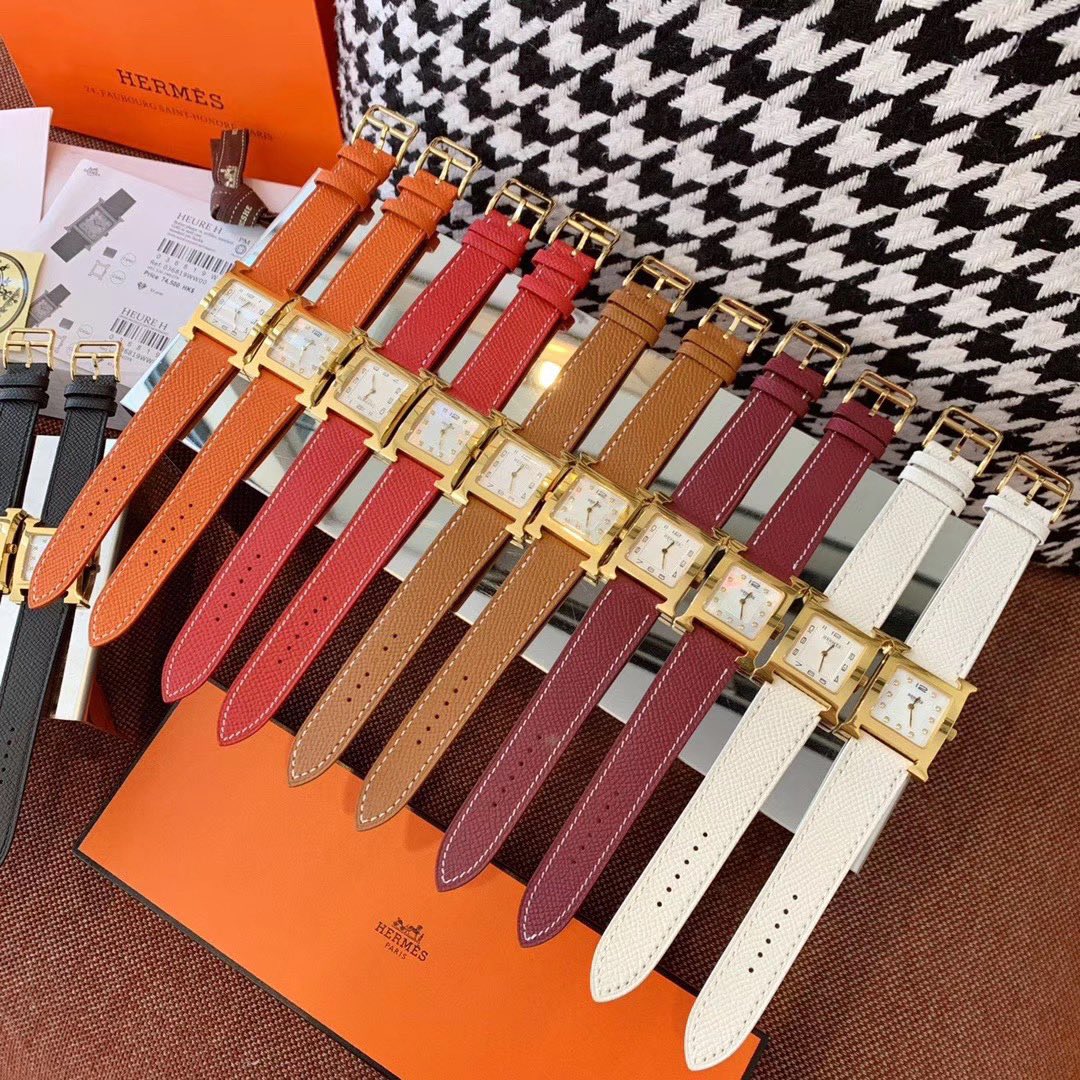 Hermès 爱马仕H形26mm 送礼最佳选择 针打发票hermes女表系列 最 带钻款 百搭王 丰富的颜色选择 H系列是hermes配货商品中的热门啊