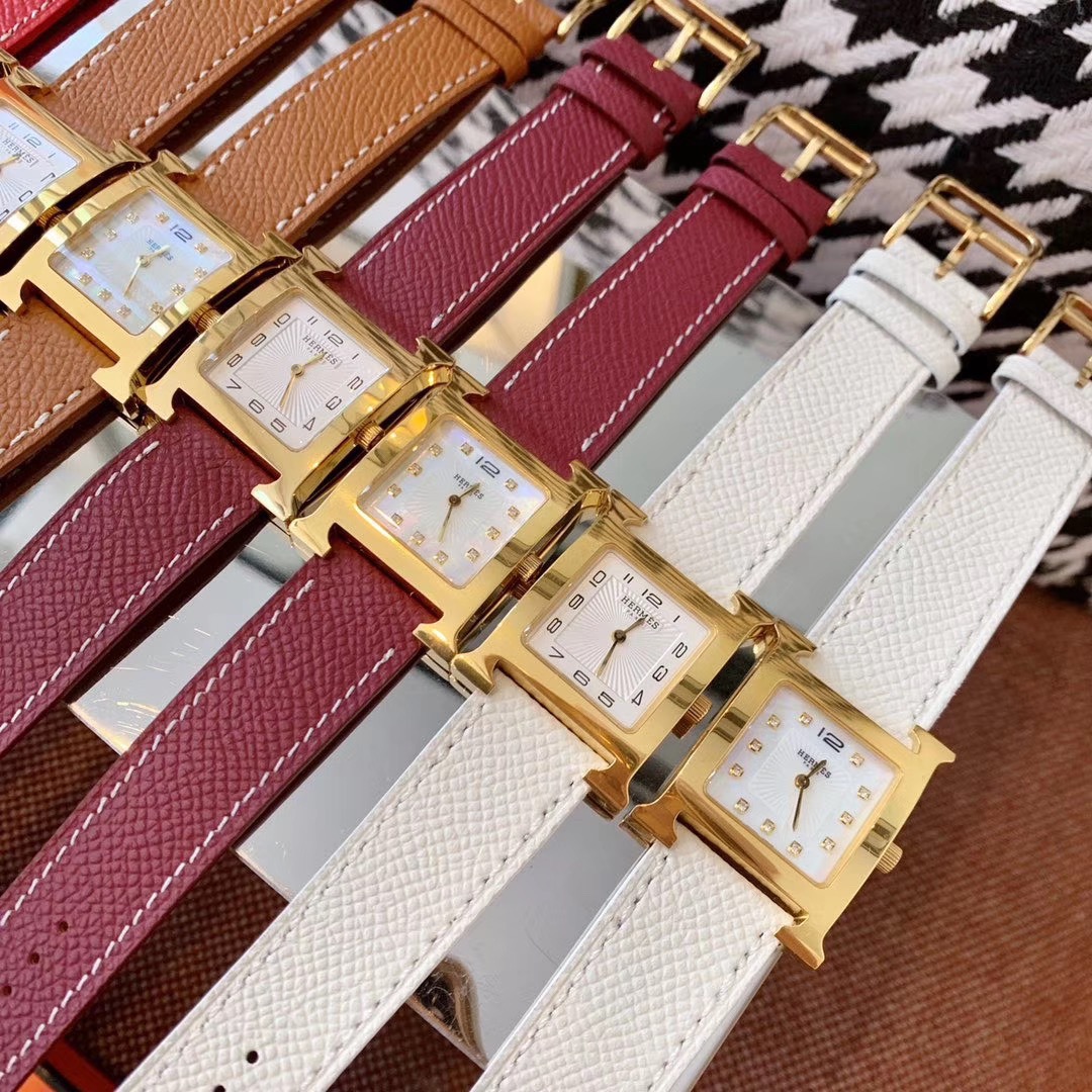 Hermès 爱马仕H形26mm 送礼最佳选择 针打发票hermes女表系列 最 带钻款 百搭王 丰富的颜色选择 H系列是hermes配货商品中的热门啊