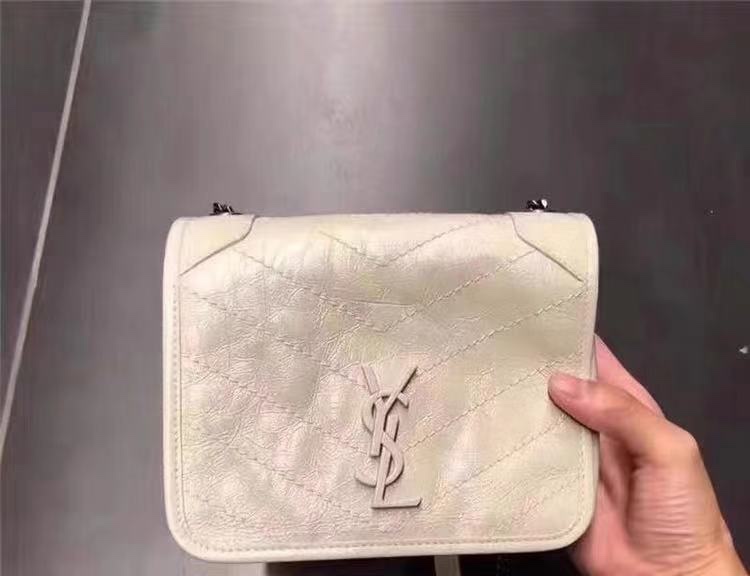 YSL ๐๐๐๐ ๐๐ฉ๐๐๐ ๐ค๐๐๐๐๐ก้พๆกๅฐๆๅ
583103ๅฅถ็ฝ่ฒ