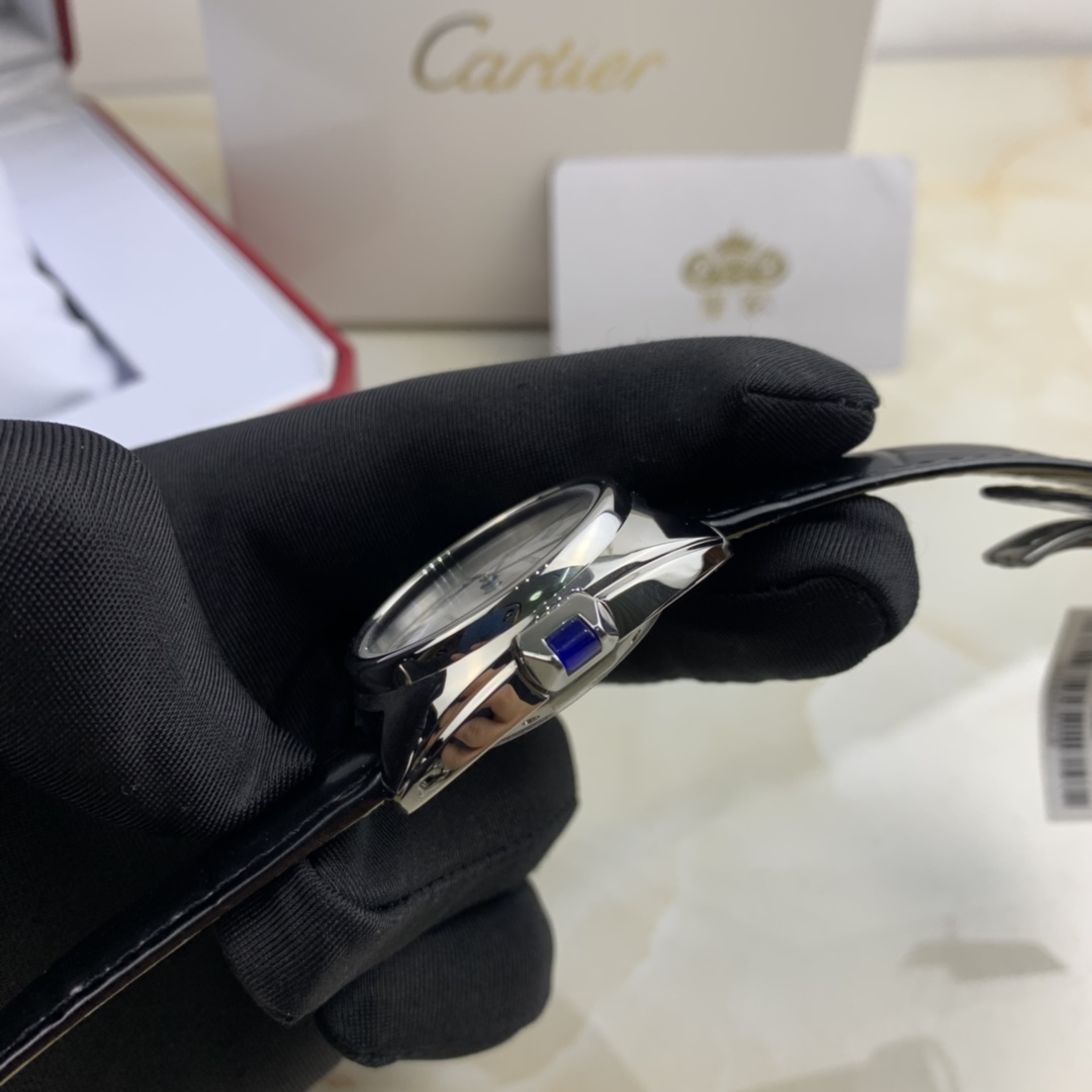 Cartier 皇家 卡地亚钥匙系列女款35尺寸腕表