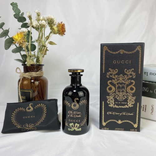 Gucci The Voice of the Snake Eau de Parfum - 100ml Black Bottle 1 Gucci The Voice of the Snake Eau de Parfum - 100ml Black Bottle
