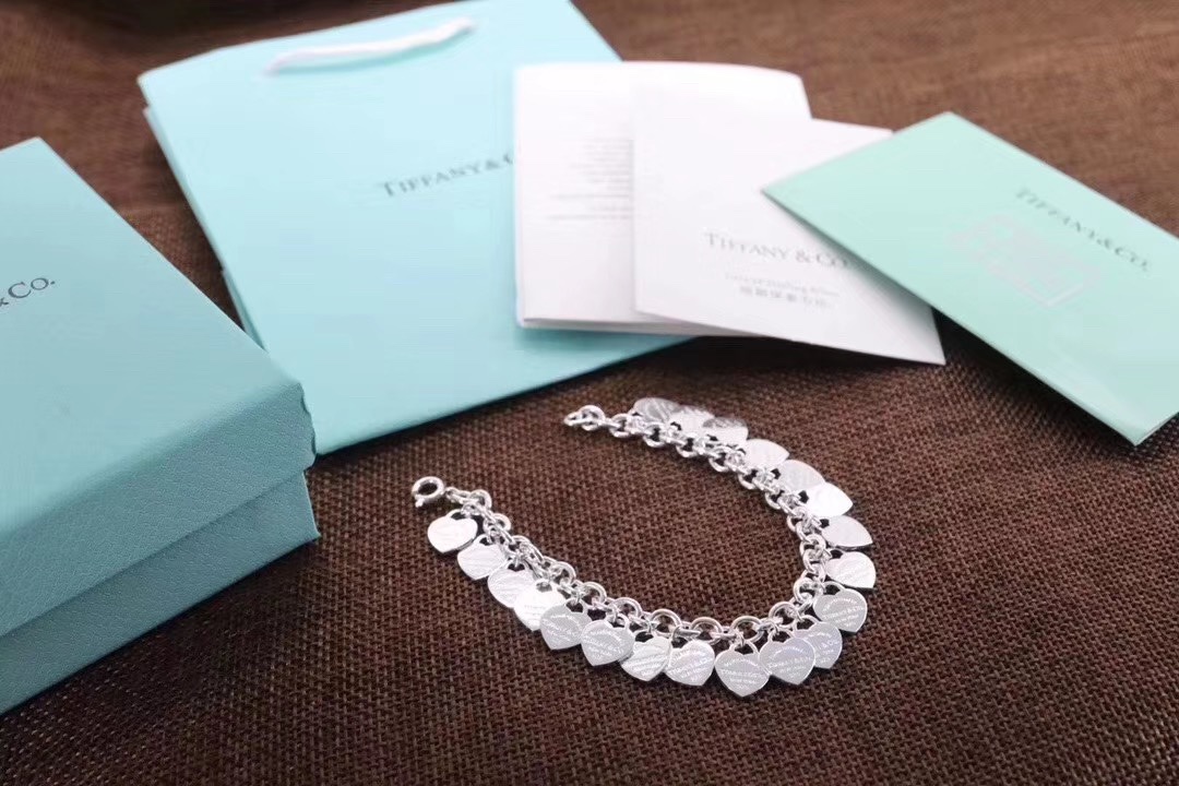 Tiffany & Co. Tiffany&Co.925纯银 本 多心牌手链