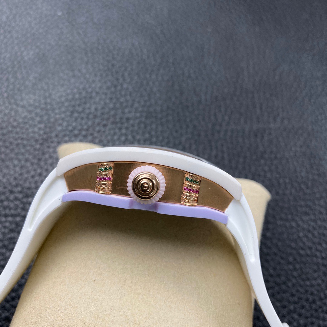 Richard Mille 理查德bon bon系列最稀有的作品 克服传统工艺打破模式 钟表最受尊敬的技术之一