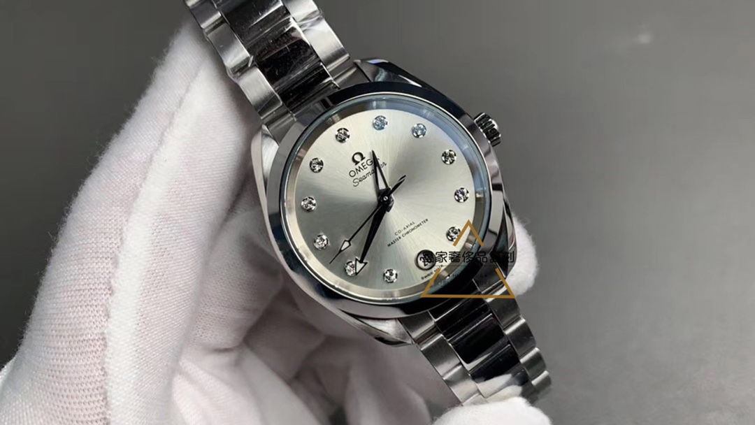 Omega 欧米茄海马女款150腕表，用钻石代替时间的腕表，都不差