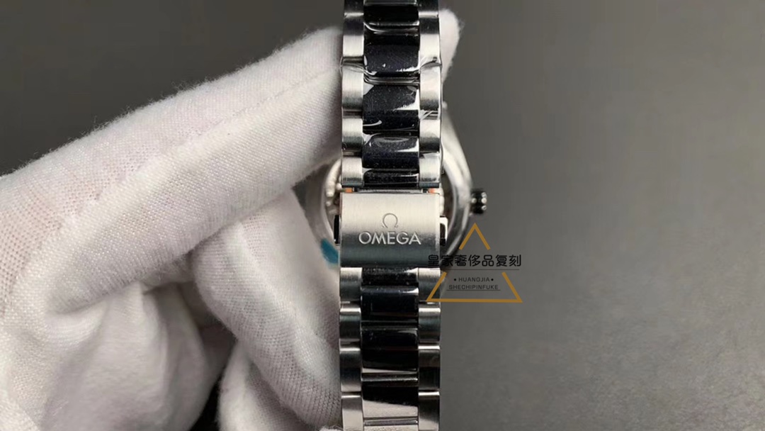 Omega 欧米茄海马女款150腕表，用钻石代替时间的腕表，都不差