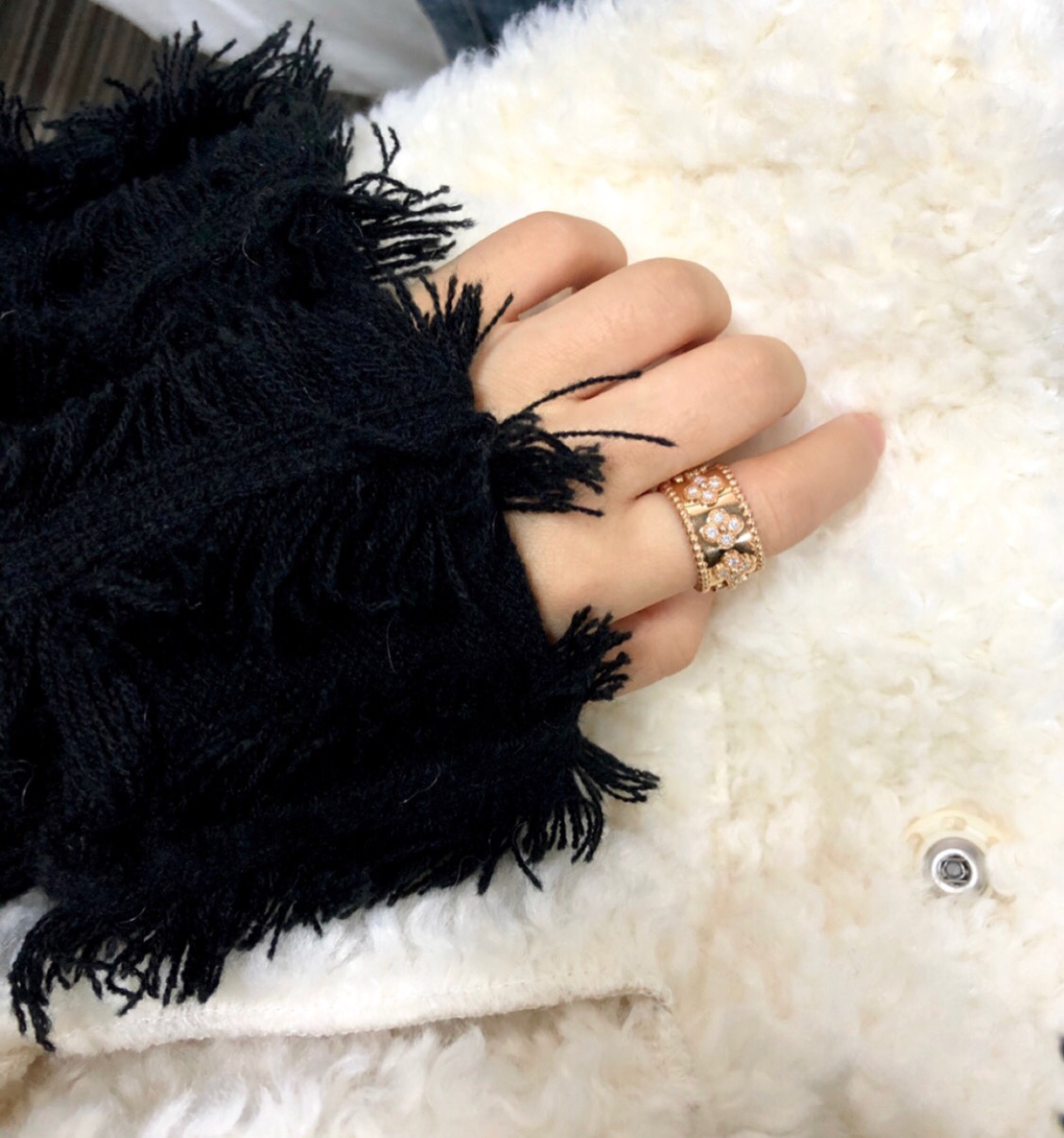 NO:102724,VCA kaleidoscope gorgeous ring Our craftsmanship is really amazing Platinum/Rose Gold (K yellow out of stock) Size 6#7#8#, VcA ring, ring19860909VCA万花筒 华丽戒指 咱们家的工艺真的太惊喜 白金/玫金（K黄断货） 尺寸6#7#8#,VcA戒指,ring,Jewelry