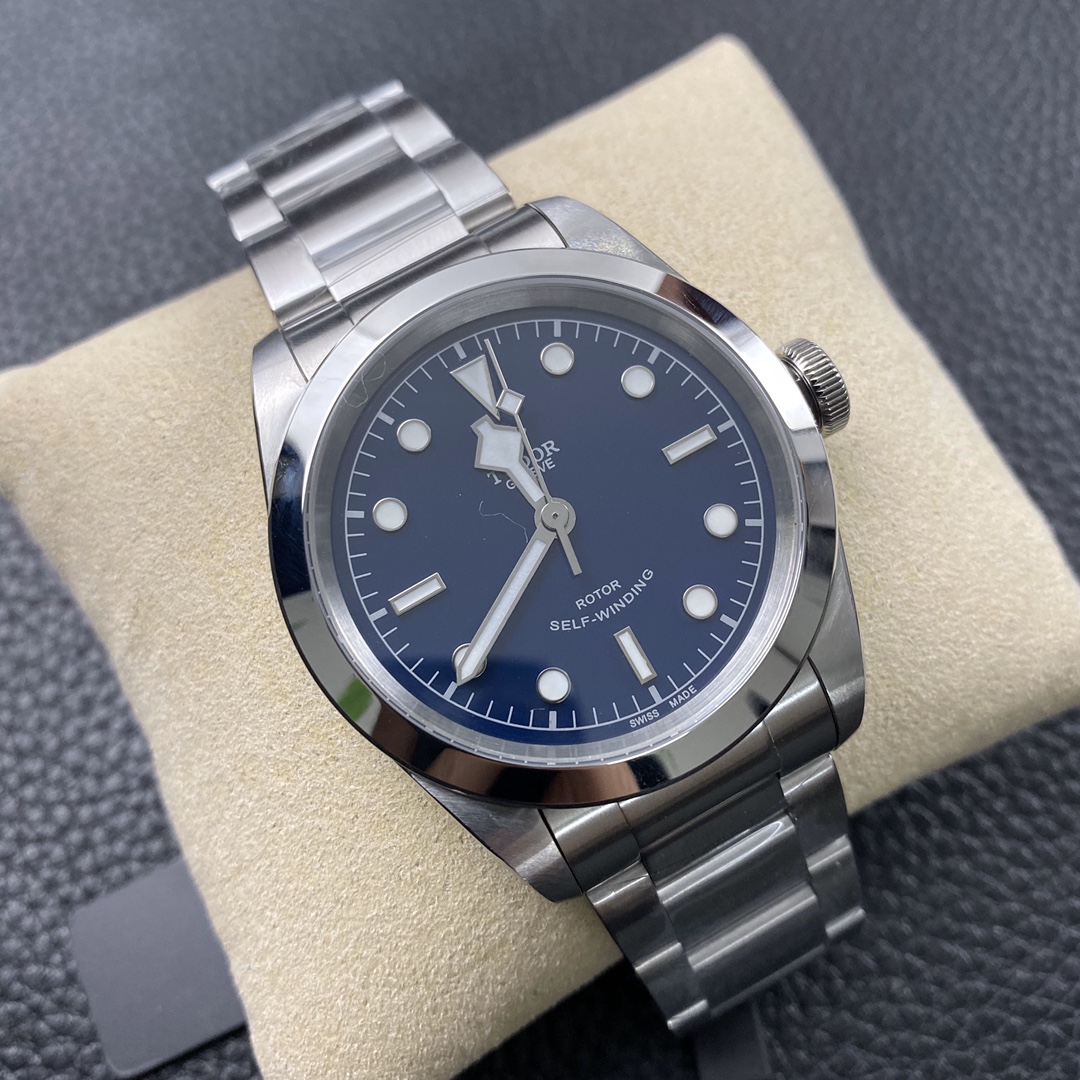 [TUDOR Watches]