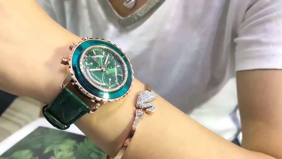Unknown 施华洛世奇绿色女表视频欣赏