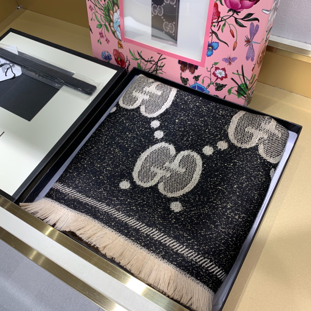 Gucci Wool Lurex Jacquard Scarf with GG Motif - 45 x 195cm