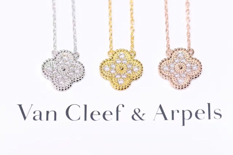 Van Cleef & Arpels Jewelry Necklaces & Pendants Best Replica Set With Diamonds Fashion