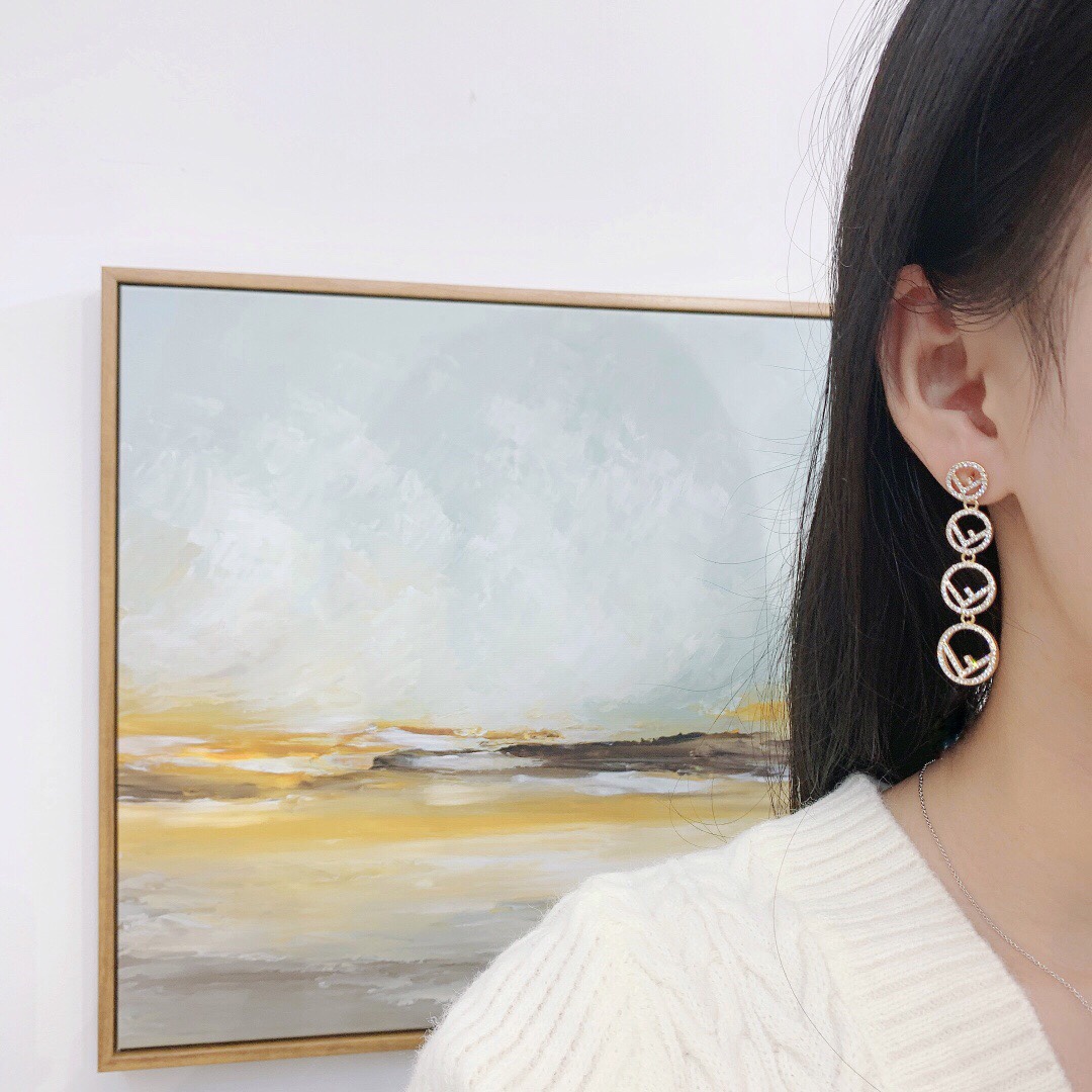 [Fendi Jewelry]