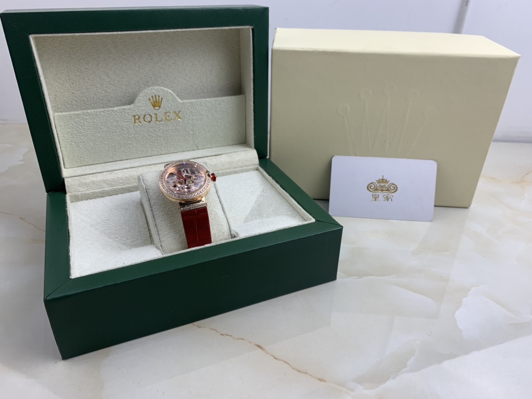 Bvlgari 皇家 宝格丽女款镂空机械腕表