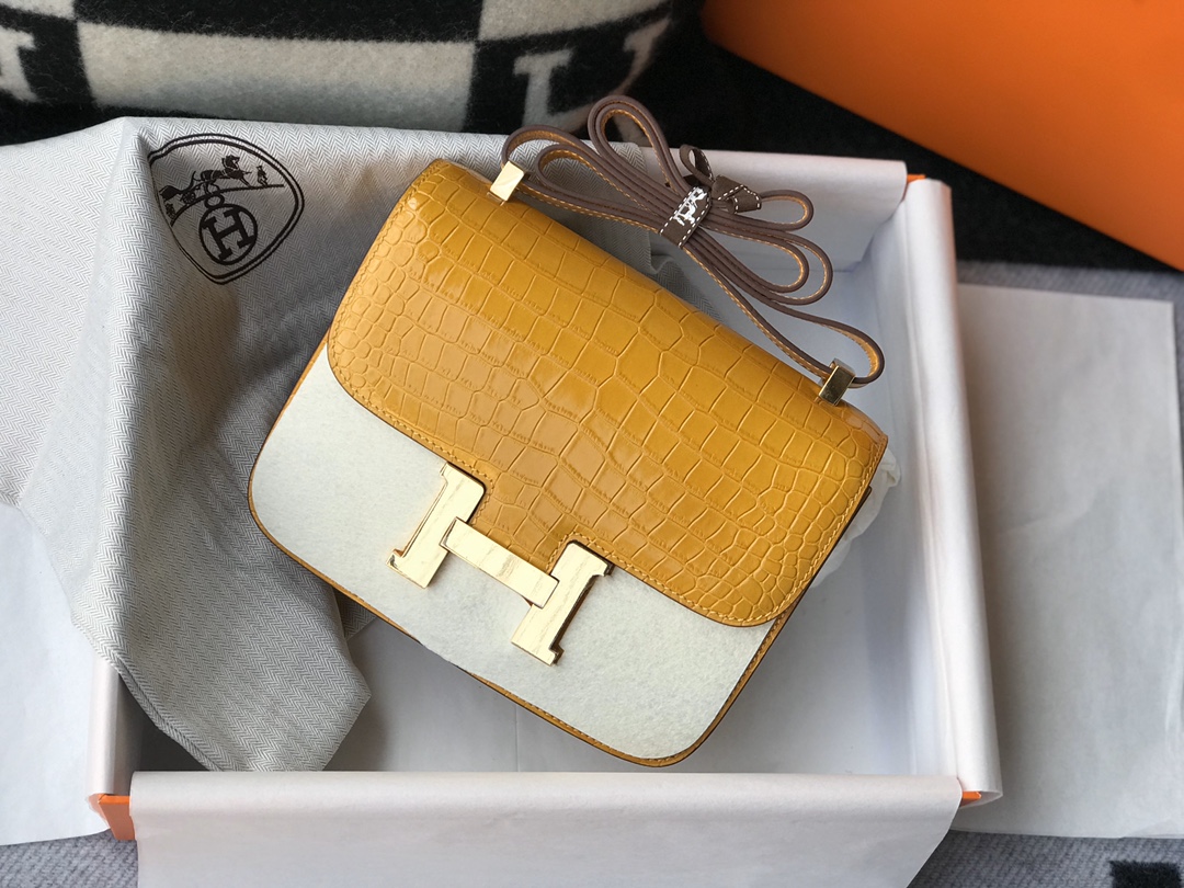 Hermès Constance 18 Crocodile Amber Shoulder Bag with Gold Hardware 2 i1577524292 2018 0