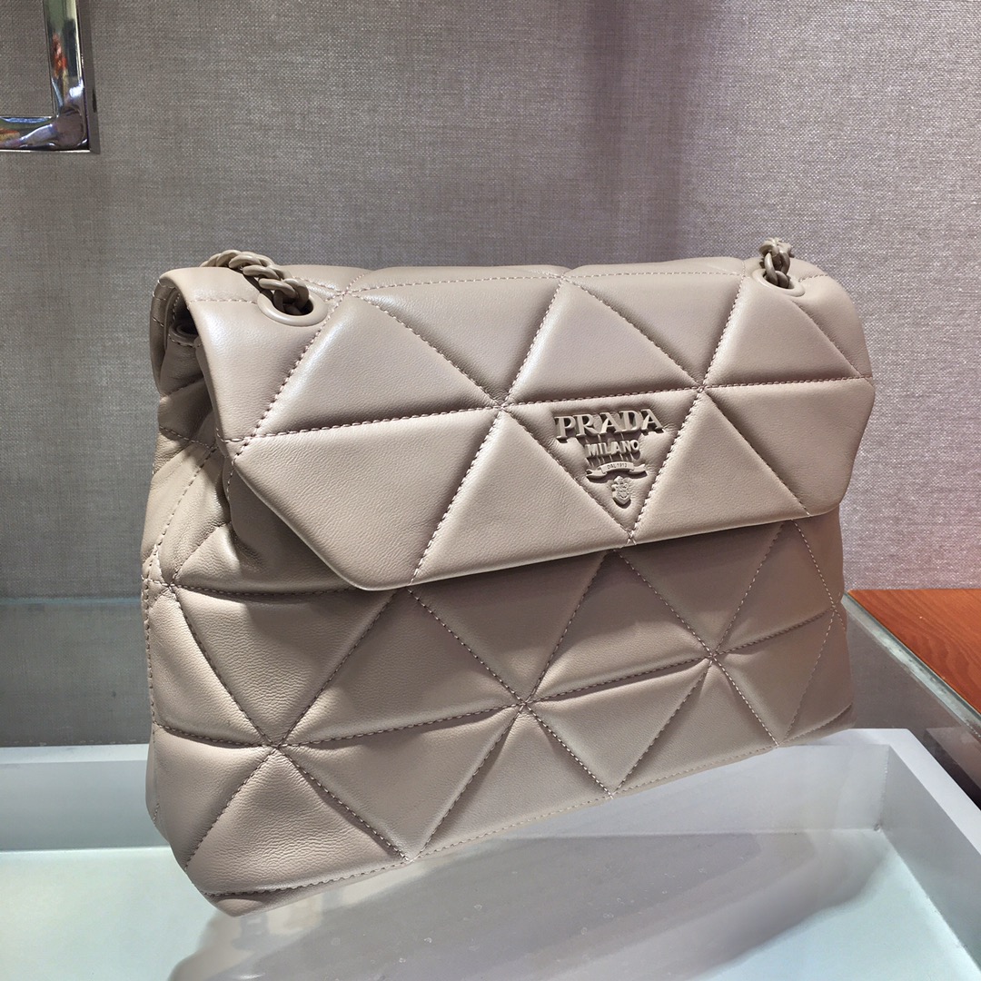 PRADA普拉达进口小羊皮肩背包1BD231