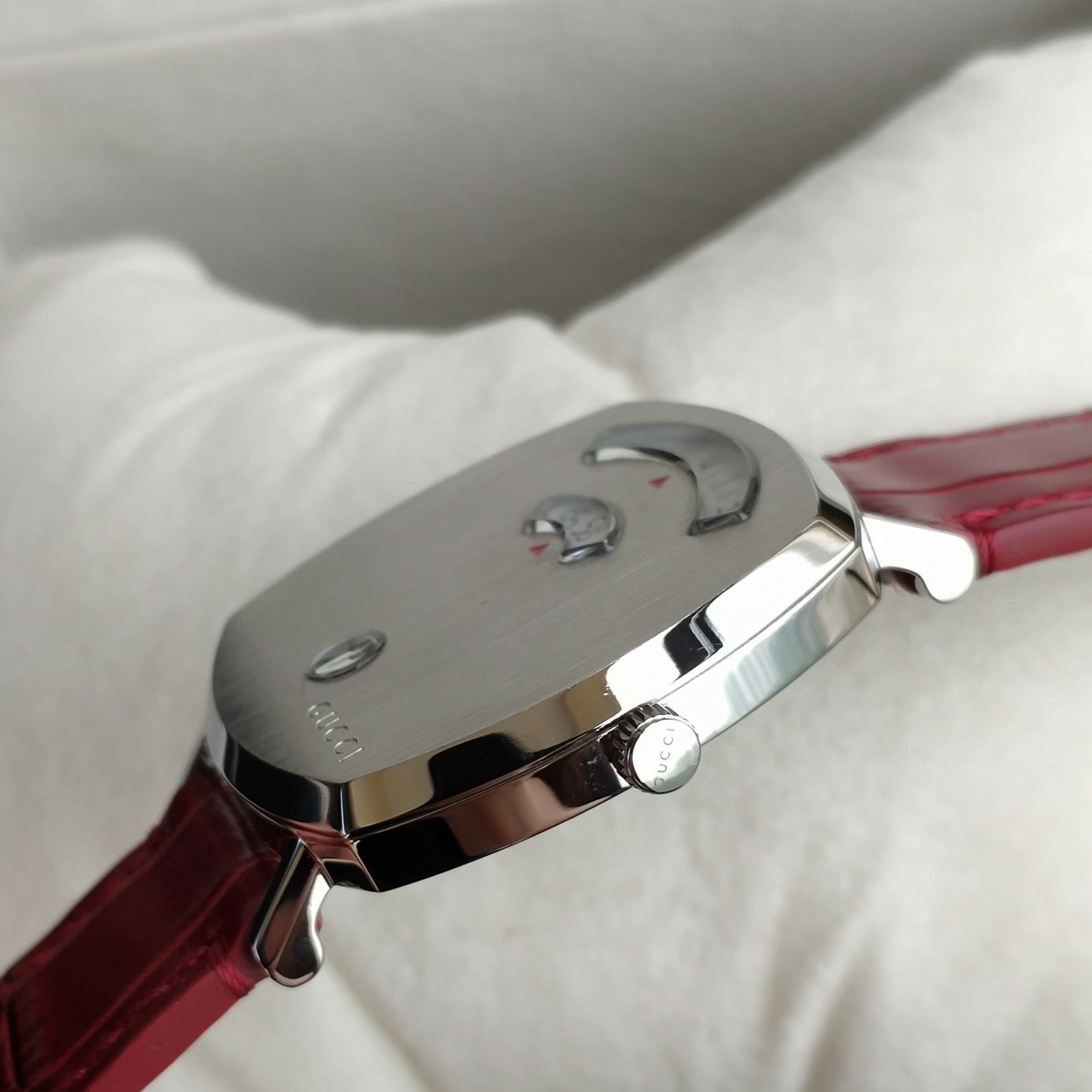 古驰GUCCl最新款表面316L精钢小牛皮表带腕表