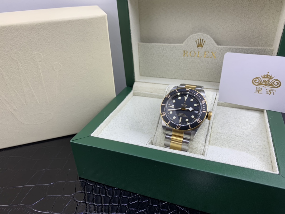 Tudor 皇家 帝舵启承系列间金盾男款腕表