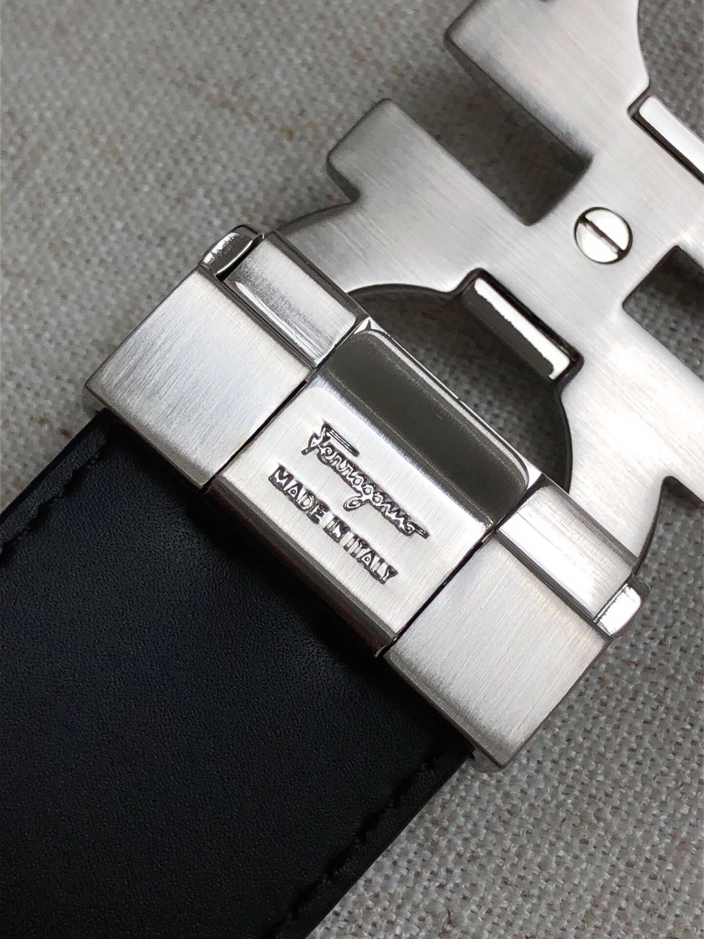 菲拉格慕 Ferragamo 高定典藏名品高定成衣时装外套连衣裙衬衫T恤 #C1EC260D 4