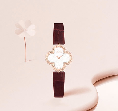 NO:394391,Accepted reservations, shipped without diamonds, V&A factory's latest product, Van Clerk Arpels 'Sweet Alhambra' series, expresses the beautiful meanings of luck, health, wealth, admiration, etc. 'Every minute and every second, luck follows' V&A factory reinterprets the amulet-like four-leaf clover, according to the Z version, using the divided jewelry technology. This is the latest mini dial for the counter 27mmx 22.7mm American crocodile leather strap. 7-color crocodile leather strap is available. Burgundy, big red, peach, royal blue, black, sky blue, white. The small dial is super exquisite. The counter level is made by z to one and fully hand-polished and polished jewelry technology. 18k gold electroplated case. The time-adjusted crown is hidden on the back of the watch case. The case retains the complete four-leaf clover outline. Original Swiss quartz movement. There are three types of dials: black agate, mother shell natural stone, and gold radiation.  Very exquisite and high-end. I finally waited for a few months and waited for the goods to come and couldn't wait to share them with you. The hand-polished and shipped is very special. I slowly... If you like it, you must start early. Four-leaf clover will bring you good luck, stuart weitzman, van clue, crocodile skin, gold19860909接受预定 不带钻5号出货 V&A厂最新品梵克雅宝“Sweet Alhambra ”系列 表达幸运、健康、财富、爱慕等美好寓意 “每一分每一秒幸运相随”V&A厂重新诠释护身符一般的四叶草,按照Z打版,采用分件珠宝工艺 这是专柜最新出迷你小表盘27mmx 22.7mm美洲鳄鱼皮表带 7色鳄鱼皮表带可选 酒红、大红、蜜桃、宝蓝、黑色、天蓝、白色 小小的表盘超级精致 专柜级别做z一比一做全手工打磨抛光珠宝工艺 18k金电镀表壳 调时间的表冠则隐藏于表背 让表壳保留完整的四叶草轮廓 原装瑞士石英机芯 有黑色玛瑙、母贝天然石、黄金放射3种表盘 很精致很高级 好不容易熬了几个月等到来货迫不及待分享给大家,全手工打磨出货特别特别的慢慢慢…喜欢的必须早点下手预定 四叶草是会给大家带来好运的哦,,stuart weitzman,van cleef,crocodile skin,gold,Watch