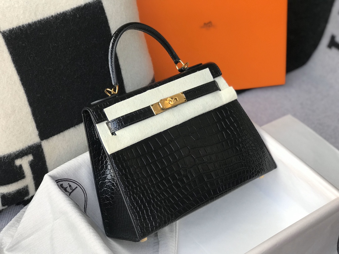 Hermes Kelly 28cm Black Alligator Leather Gold Hardware Satchel Handbag 3 i1577951423 7132 1