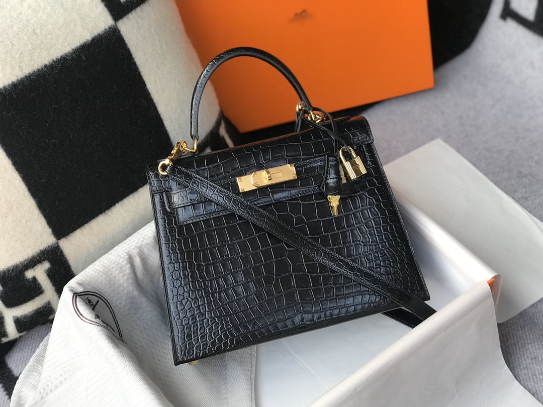 Hermes Kelly 28cm Black Alligator Leather Gold Hardware Satchel Handbag 4 i1577951423 9555 2