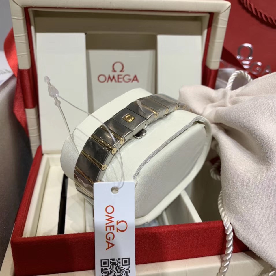 Omega 最美欧米茄星座贝壳面镶钻女表