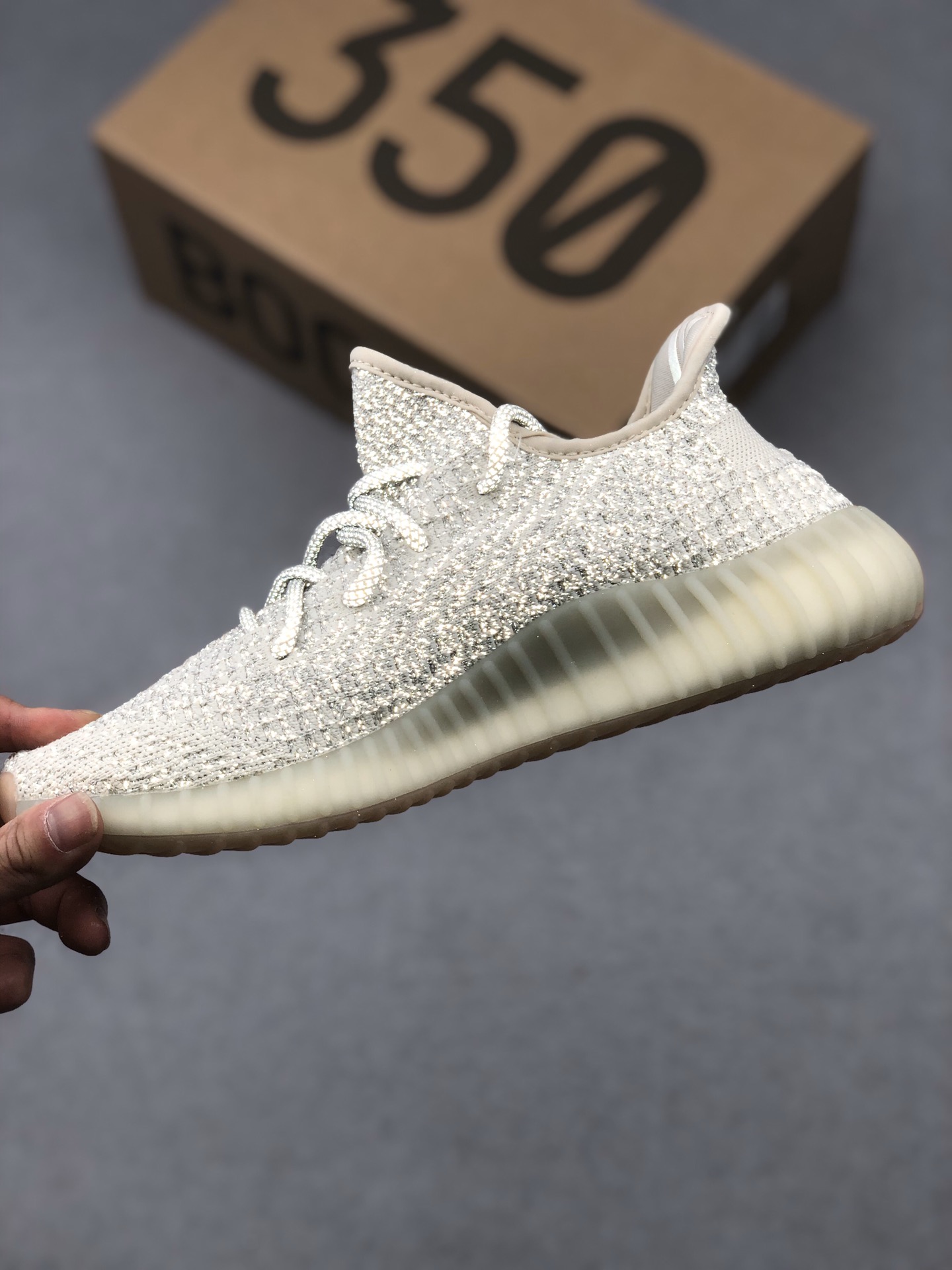 💰真标150公司180纯原260椰子350满天星耐克空军一号aj1阿迪达斯三叶草贝壳头dunk古驰脏脏鞋LV麦昆匡威1970s万斯vans新百伦斐乐巴黎世家aj312德训彪马亚瑟士aj4爱步萨洛蒙飞马华夫士添柏岚UGG飞马鬼冢虎 货号:FV3254 可选码数:36 36.5 37 38 38.5 39 40 40.5 41 42 42.5 43 44 44.5 45 46 46.5 47ADIDAS YEZZY 350V2“ Lundmark”🔺椰子350芝麻满天星美限2.0耐克 阿迪达斯 三叶草 椰子350 v2 sb dunk 古驰脏脏鞋 麦昆 匡威1970s 万斯 vans 范斯 新百伦 乔丹 air jordan 亚瑟士 斯凯奇 斐乐 彪马 锐步 mlb fila 鬼冢虎 莆田鞋 板鞋 樱花粉 af1 高帮 纯白 复古 满天星 解构 鞋盾 小麦色 蓝粉 马卡龙 低帮 独角兽 鸳鸯 联名 童鞋 冰淇淋 骨白冰蓝 白蓝 黑色 小白鞋 电玩像素 黑白 涂鸦 镭射 雾霾 白色 diy 1970s 夜光 大童 泼墨 中帮 黑武士 洛克公园 魔术贴 情侣 经典 四钩 奶咖色 刮刮乐 白丝绸 白银 3m 反光 白绿夜光 白橙双钩 小雏菊 权志龙 白绿橙 off white 飞线 金钩 冰块 小银钩 笑脸 缝线 剪纸 纯黑 蓝丝绸 情人节限定 白金 蓝白 354 黑曜石 熊猫 像素 冰蓝 四小勾 水晶底 寿桃 洞洞鞋 彩虹像素 灰色 air force 1 黑色 拖鞋 aj4 aj35 aj11 篮球鞋 莆田 aj3 aj6 aj13 aj7 童鞋 儿童鞋 aj312 aj36 黑白奥利奥 传奇蓝 aj32 限量版 飞人拖鞋 康扣 熊猫 北卡蓝 low 白水泥 藤原浩 aj34郭艾伦 影子灰 蒂芙尼绿 aj10 倒钩 aj9 冰雪奇缘 黑曜石 aj31 aj270 球鞋 大魔王 冰激凌 樱木花道 热熔岩 迪奥联名 胭脂红 凉鞋 aj15 满天星 水泥灰 芝加哥 鸳鸯 aj28 情侣 aj28 樱花粉 电玩像素 北卡蓝 小迪奥 粉色 樱花粉 电玩像素 烟灰 变色龙 兵马俑 大巴黎 aj16 兔八哥 马卡龙 大学蓝 aj30 黑水泥 白蛇 叶绿素 火影 白水泥 情人节限定 粉蛇 黑红 球鞋gtcut kobe球鞋 zoom kobe 500黑武士 2022r nike星空 gt球鞋 zoom跑鞋 纽巴伦990 nikecourt女鞋 zoom aj1 nb827 斐乐hike nike青花瓷 aj镭射 科6 next跑鞋 宇航员2.0 小白鞋 男鞋 运动鞋 斯凯奇 斐乐 板鞋 aj 彪马 新百伦 亚瑟士 new balance adidas 阿迪达斯 篮球鞋 空军一号 纯白 跑步鞋 vision street wear puma 女运动休闲鞋 nb 情侣鞋 球鞋 dunk 美津浓 欧文7 运动鞋女款跑步鞋 休闲男鞋 aj1 拖鞋 童鞋 男款 飞马 zoom 超级飞马 跑鞋 老爹鞋 air max 儿童鞋子 男士 飞马38 m2k 日落 黑白熊猫 女款 飞马39 男款 阿甘鞋 飞马37 夏季 dunk sb 华夫鞋 凉鞋 开拓者 夏款 毛毛虫 气垫 air zoom 休闲鞋 高帮 帆布鞋 sacai 2022 vapormax 赤足 飞马36 af1 紫葡萄 树莓紫 winflo8 court女鞋 网鞋 zoom 破二 dc0774 拖鞋 superfly 子弹头 dunk黑白熊猫 blazer max270 欧文7 小童鞋 阿尔法 欧文8 登月 星空 莆田 黑武士 airmax97 贝壳头 三叶草 boost forum 椰子鞋 yeezy neo 暗夜精灵 金标 椰子 350 v2 清风 阿尔法 涉水鞋 ub21 ub22 forum84 ub nmd 爆米花 pro2 cut supernova x9000 椰子500 小椰子 forum low 史密斯 椰子700 樱花系列女鞋 新百伦530 327 574 5740 满天星 992 550 990 303 nb2002ra 302 元祖灰 993 990v5 nb300 ms327 580 999 nb327新百伦 新百伦878 nb300 5740 m5740nb5740 997 608 452 nbms327 992元祖灰 996 880 低帮 倒钩 aj1 low 北卡蓝 黑曜石 倒钩藤原浩鞋 芝加哥 禁穿 小迪奥aj1 aj1大学蓝 樱花粉 烟灰 闪电倒钩 mid 影子灰 白丝绸 黑红脚趾 黑红 马卡龙 小dior 蒂芙尼绿 黑脚趾 小摩卡 蜘蛛侠 兔八哥 莆田纯原 纯白 中帮 黑粉脚趾 鸳鸯 low摩卡棕 扣碎 倒钩低帮 小闪电 凯尔特人 芝加哥ow联名 灰白 红豆奶茶 叛逆 换底 扣碎篮板 摩卡棕 迪奥联名鞋 皇家蓝 低帮女鞋倒钩白棕 泡泡糖 黑粉脚趾 北卡蓝低帮 黑绿脚趾 影子灰 蒂芙尼绿 黑脚趾 浆果粉 扣碎篮板 鸳鸯 冰淇淋 白丝绸 激光蓝 offwhite联名 黑粉脚趾 蓝 水洗丹宁 情人节 午夜蓝 凯尔特人 泡泡糖 拖鞋 小众鞋 篮球鞋 凉鞋 运动鞋 跑步鞋 童鞋 板鞋 日落 足球鞋 小白鞋 跑鞋 老爹鞋 zoom 超级飞马 36 37 38 dunk 鞋子 新款 m2k air max 薄款 赤足5.0 星空 登月 回到未来超轻 网鞋 气垫鞋 阿甘鞋 休闲鞋 47 blazer 高帮 樱花粉 情侣 子弹头 华夫鞋 欧文7 lebron18 joyride fly3 max270 杜兰特5 毛毛虫 黑武士 限量版 忍者 马拉松 winflo7 kyrie7 ep 莆田鞋 板鞋 樱花粉 af1 满天星 解构 鞋盾 小麦色 蓝粉 马卡龙 低帮 独角兽 鸳鸯 联名 童鞋 冰淇淋 骨白冰蓝 白蓝 黑色 小白鞋 电玩像素 黑白 涂鸦 镭射 雾霾 白色 diy 夜光 大童 泼墨 中帮 黑武士 洛克公园 魔术贴 情侣 经典 四钩 奶咖色 刮刮乐 白丝绸 白银 3m 反光 白绿夜光 白橙双钩 小雏菊 权志龙 白绿橙 off white 飞线 金钩 冰块 小银钩 笑脸 缝线 剪纸 纯黑 蓝丝绸 情人节限定 白金 蓝白 354 黑曜石 熊猫 像素 冰蓝 四小勾 水晶底 寿桃 洞洞鞋 彩虹像素 灰色 air force 1 黑色 拖鞋 aj4 aj35 aj11 篮球鞋 莆田 aj3 aj6 aj13 aj7 童鞋 儿童鞋 aj312 aj36 黑白奥利奥 传奇蓝 aj32 限量版 飞人拖鞋 康扣 熊猫 北卡蓝 low 白水泥 藤原浩 aj34郭艾伦 影子灰 蒂芙尼绿 aj10 倒钩 aj9 冰雪奇缘 黑曜石 aj31 aj270 球鞋 大魔王 冰激凌 樱木