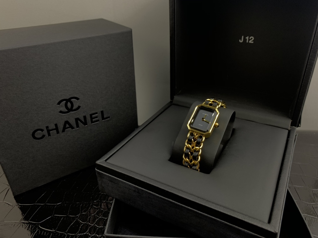 Chanel 皇家 香奈儿PREMIERE系列精钢皮革女表