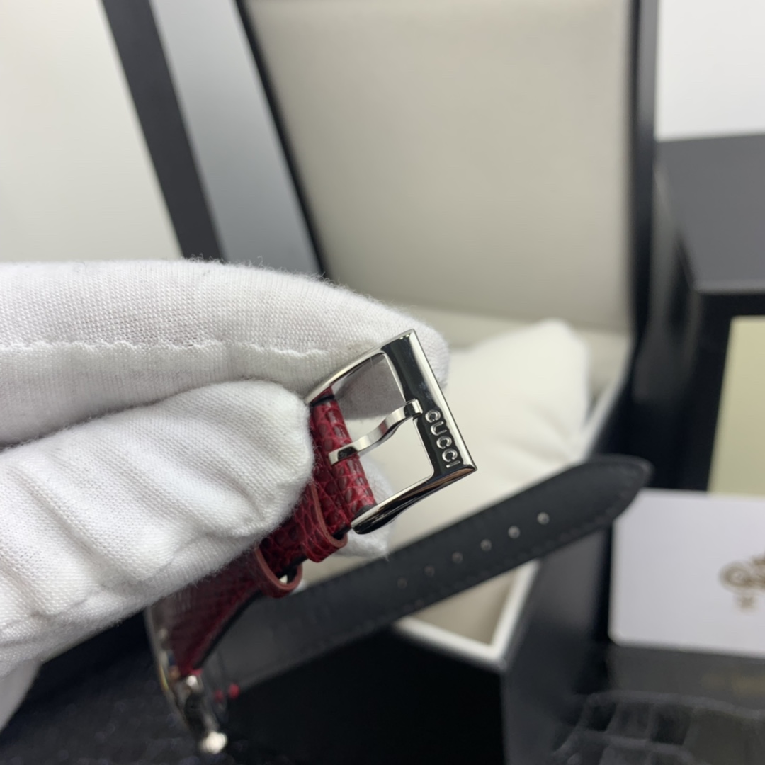 Gucci 皇家 古驰女表G-TIMELESS系列红贝母面腕表