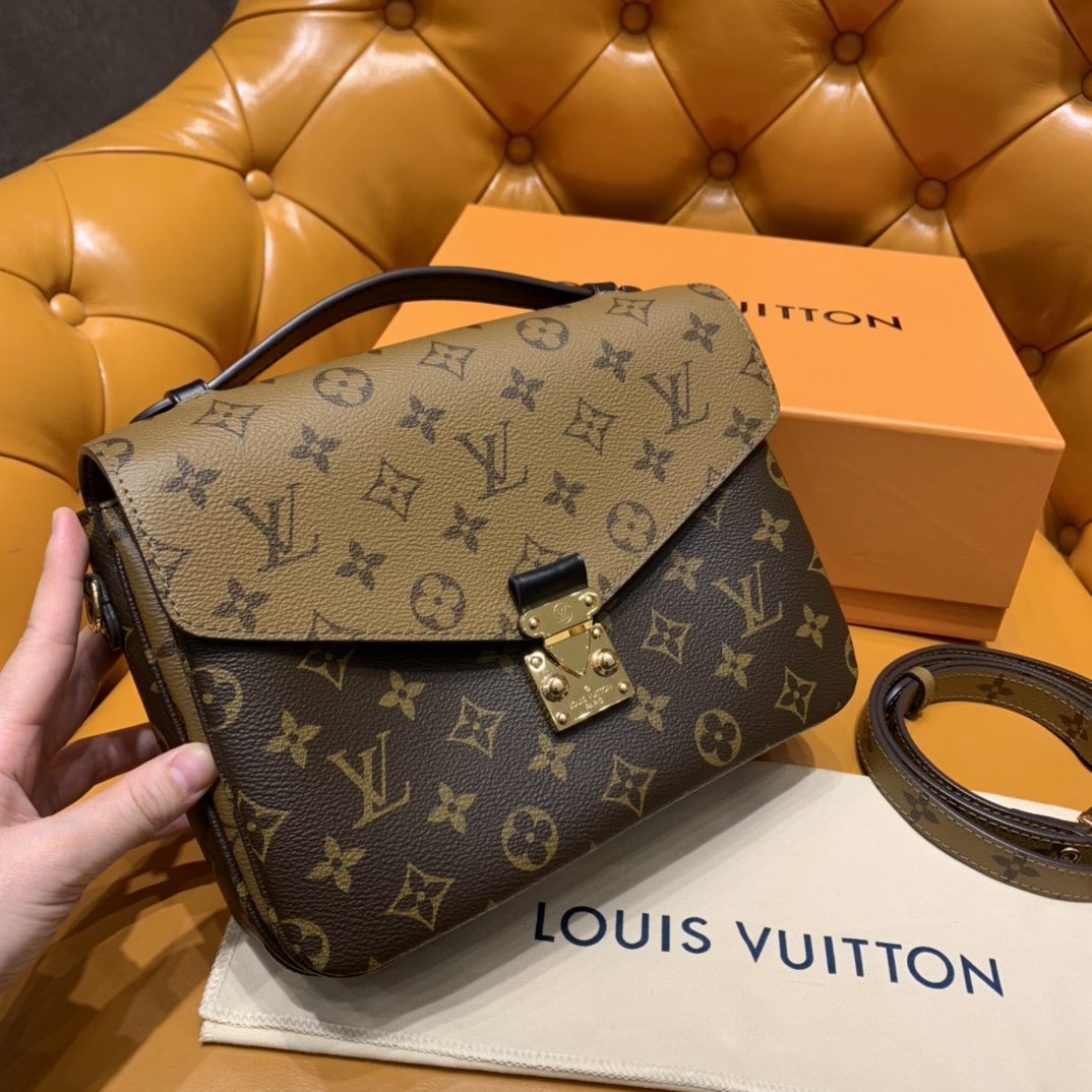 루이비통 M44876 가방 Louis Vuitton