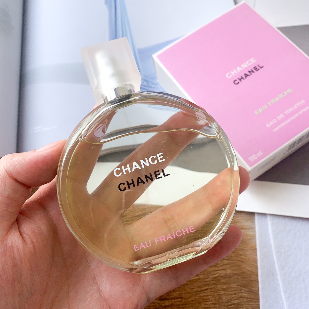 Chanel luxury designer product 5