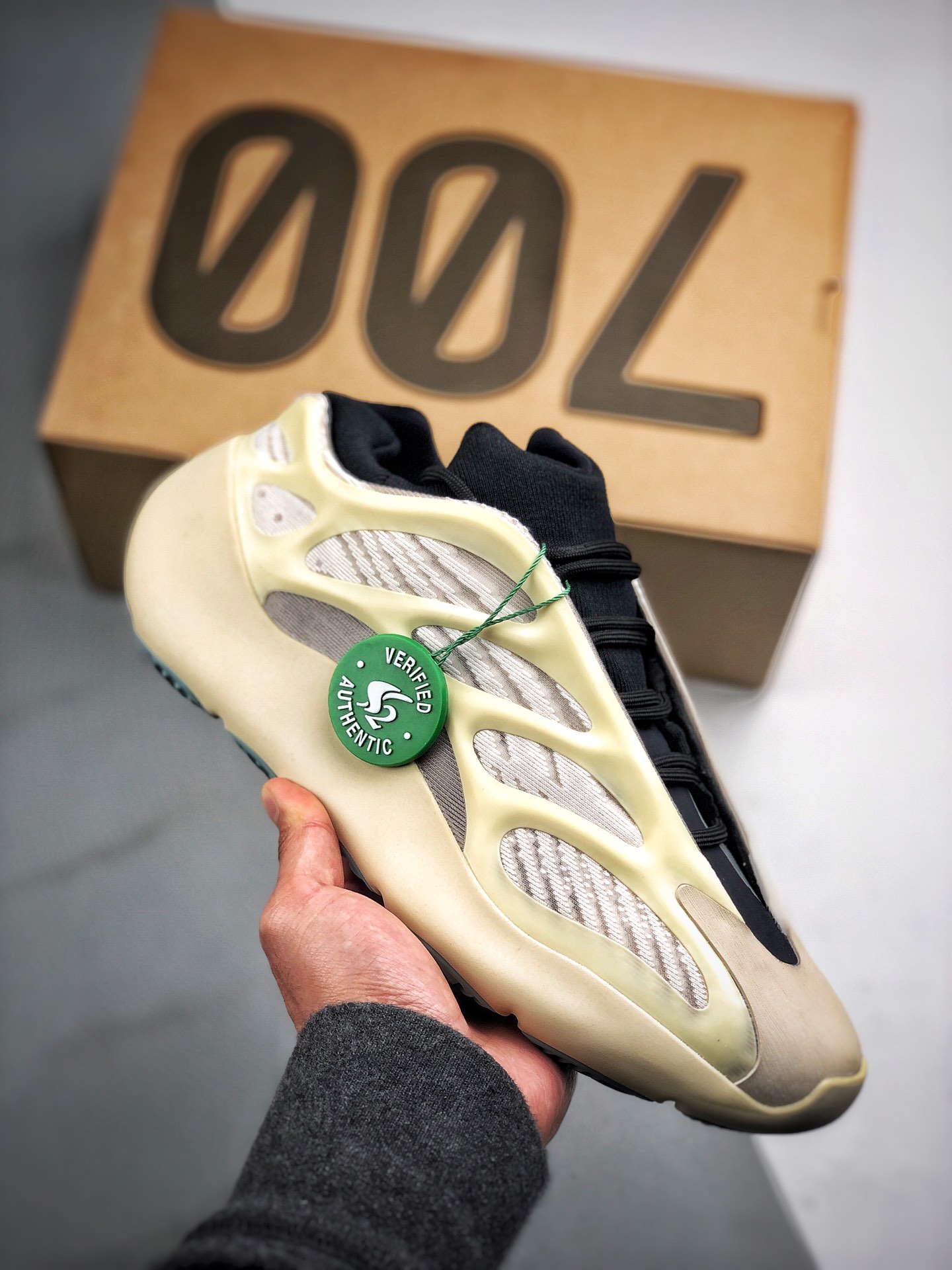 Soporte contra reembolso, ajuste de precio, ¡devolución en dos días! YEEZY 700 V3 "Alien Azael" línea de producción ori…