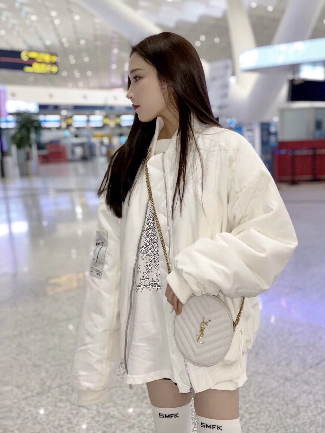 Saint laurent Ysl 最新VINYLE鱼子酱小圆包 610436白色