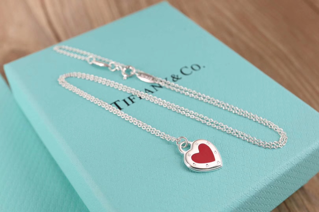 Tiffany & Co. Tiffany&Co.心形珐琅大红、爱心吊坠项链