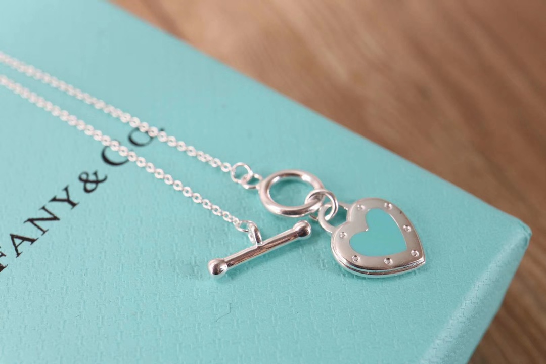 Tiffany & Co. 925纯银、Tiffany&Co.珐琅爱心针扣项链