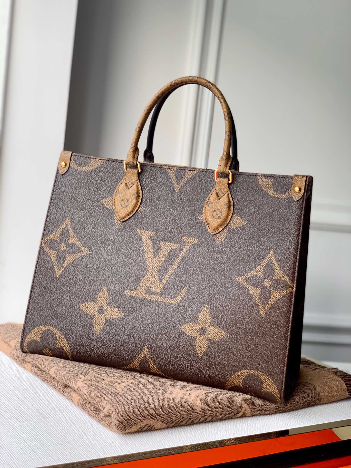 Louis Vuitton LV Onthego 7 Star
 Bags Handbags Printing Mini M45039