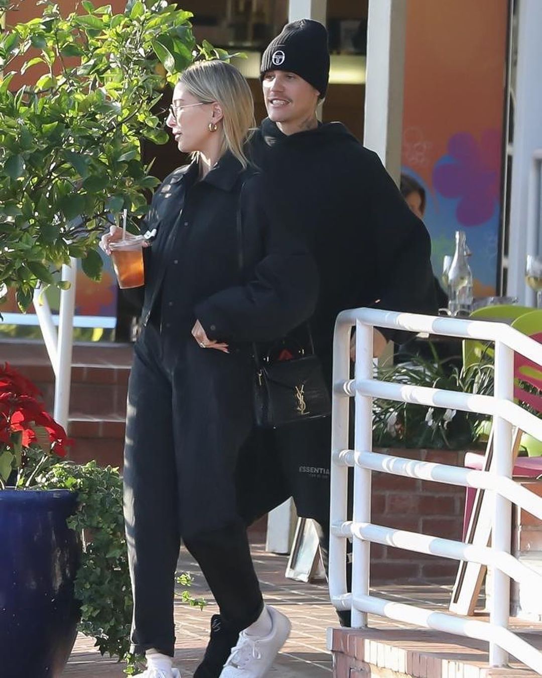 YSL 𝐂𝐚𝐬𝐬𝐚𝐧𝐝𝐫𝐚 Mini 20CM 鳄鱼纹手拎包 602716黑色/金扣